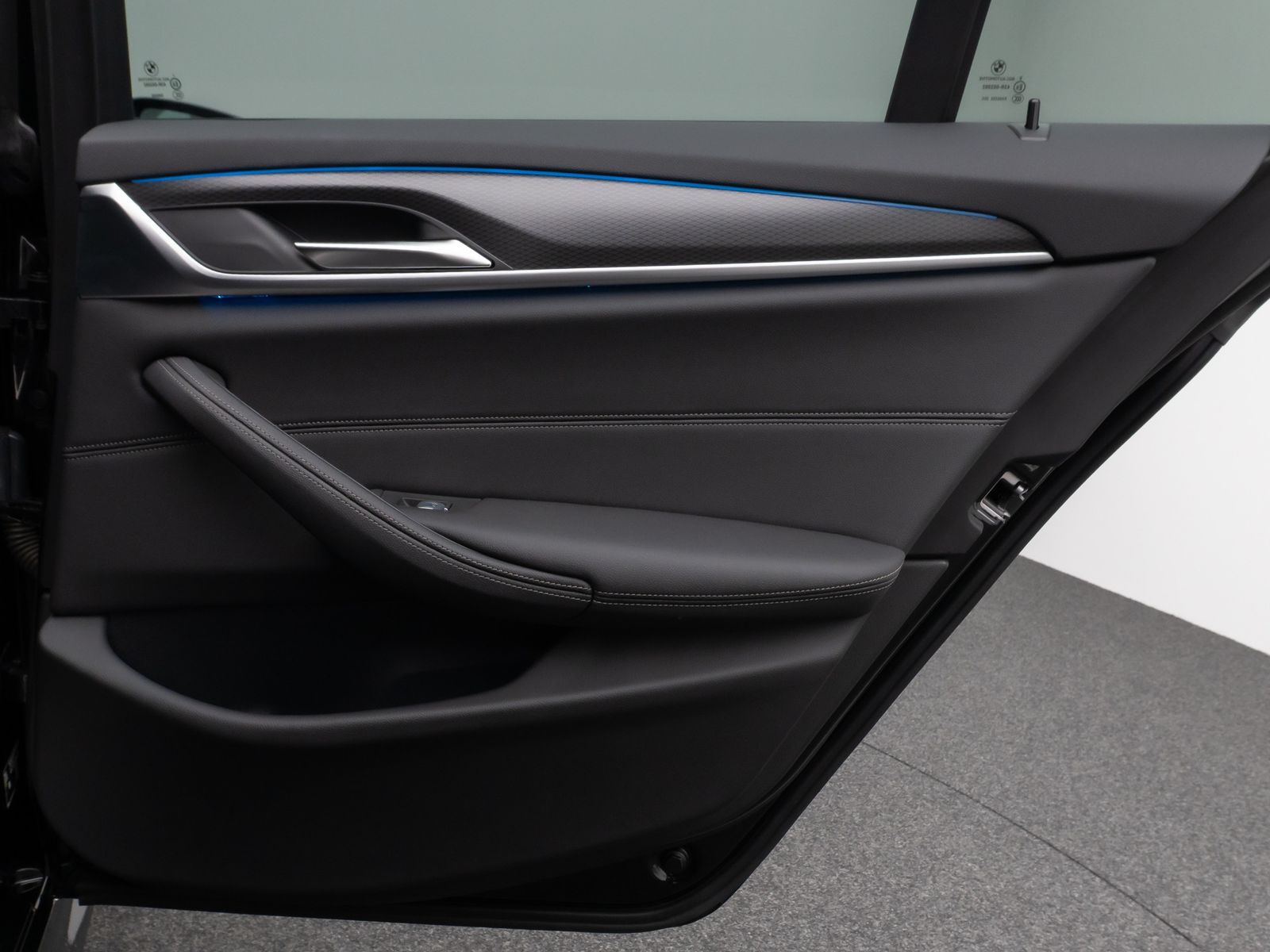 Fahrzeugabbildung BMW 530e xD M Sport Kamera Laser HUD DAB H/K Komfort