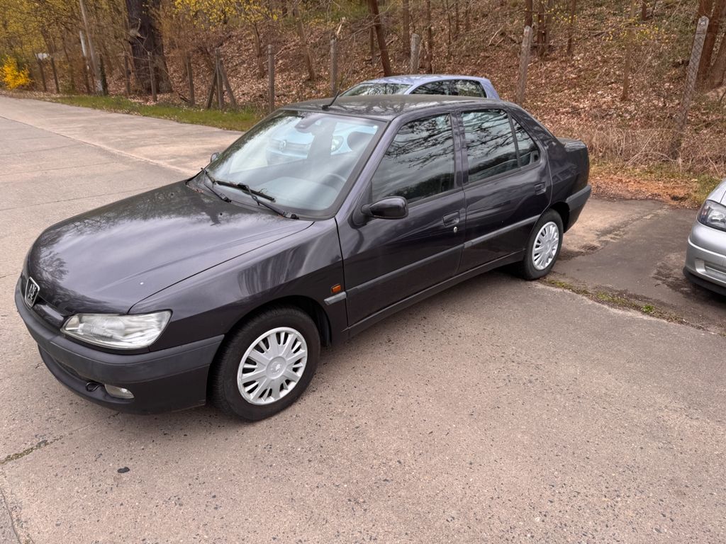 Peugeot 306