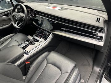 Audi Q7 - 11