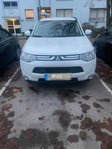 Mitsubishi Outlander - Mitsubishi Outlander in Köln
