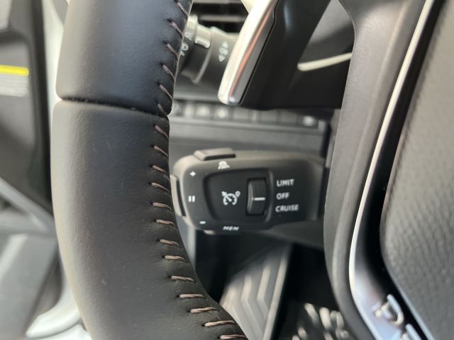 Peugeot 5008  Allure Pack 130 EAT8 Stop & Start