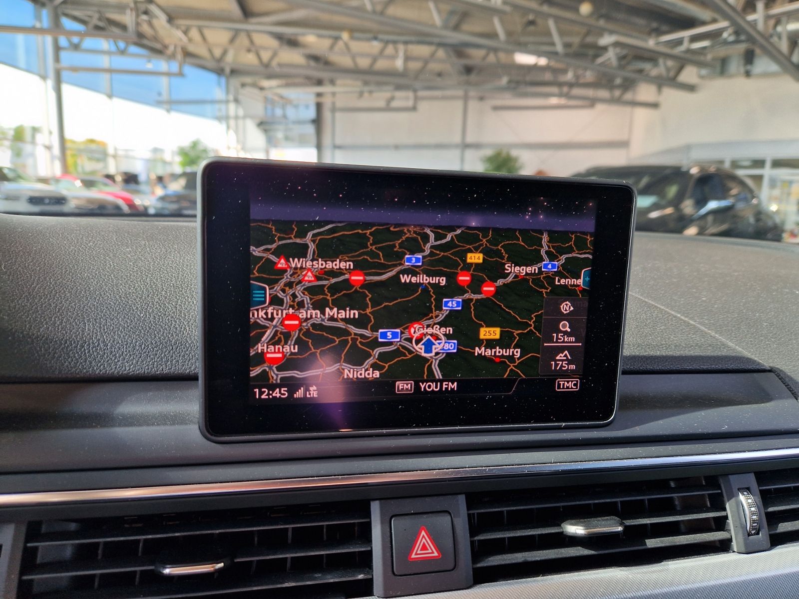 Fahrzeugabbildung Audi A4 Avant sport KLIMA XENON NAVI ALU