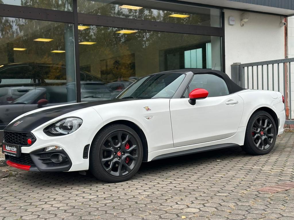 Abarth 124 Spider