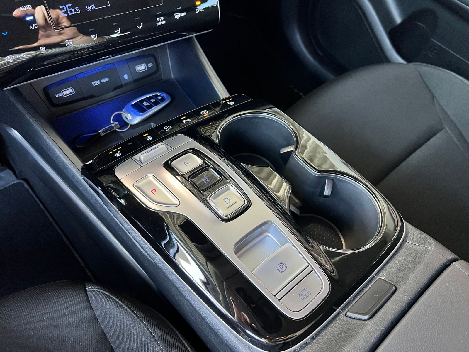 Fahrzeugabbildung Hyundai TUCSON Trend Mild-Hybrid 2WD AHK LED NAV SHZ RFK