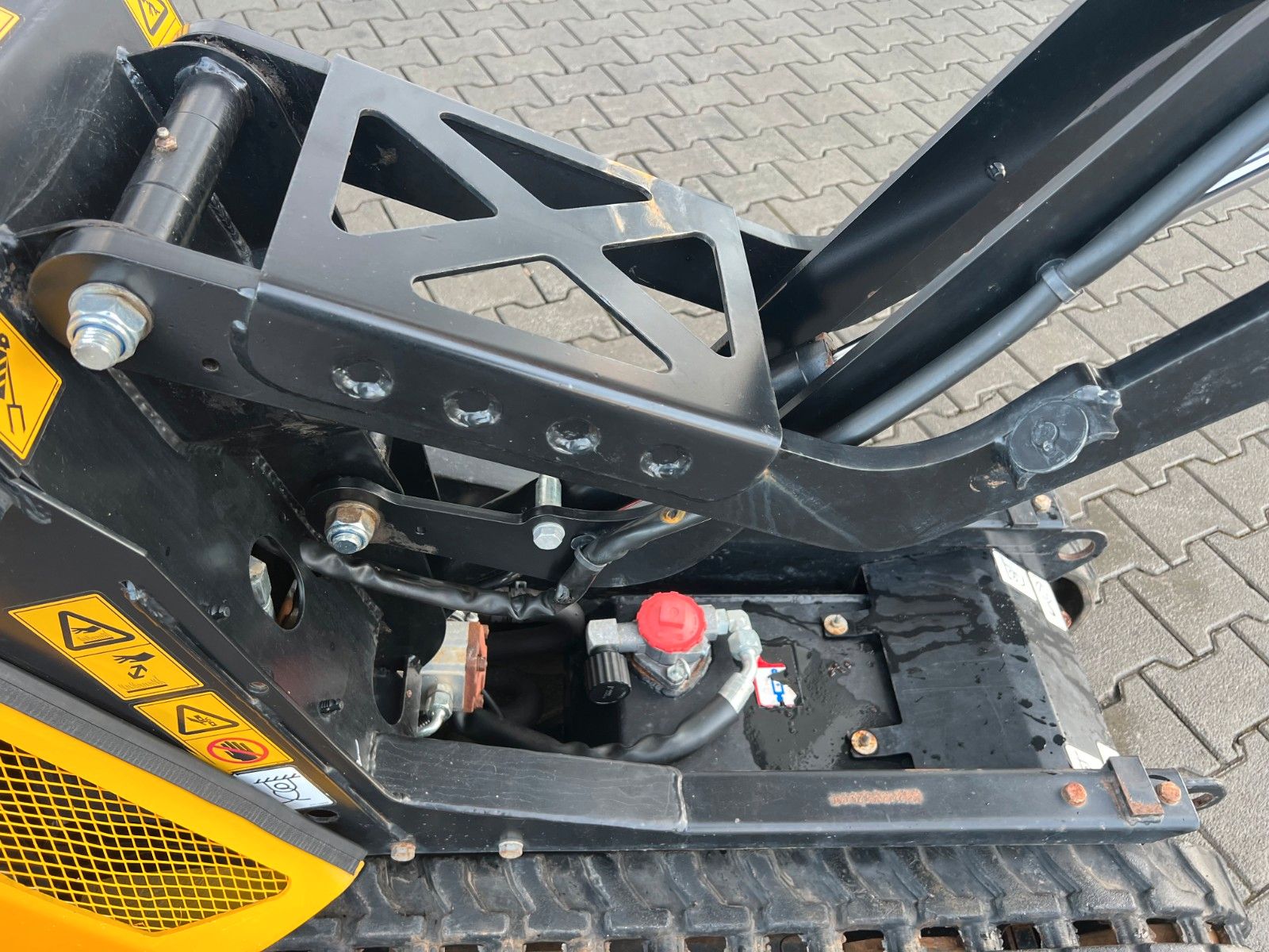 Fahrzeugabbildung JCB HTD05 Dumpster / 2020 / Hochkippfunktion