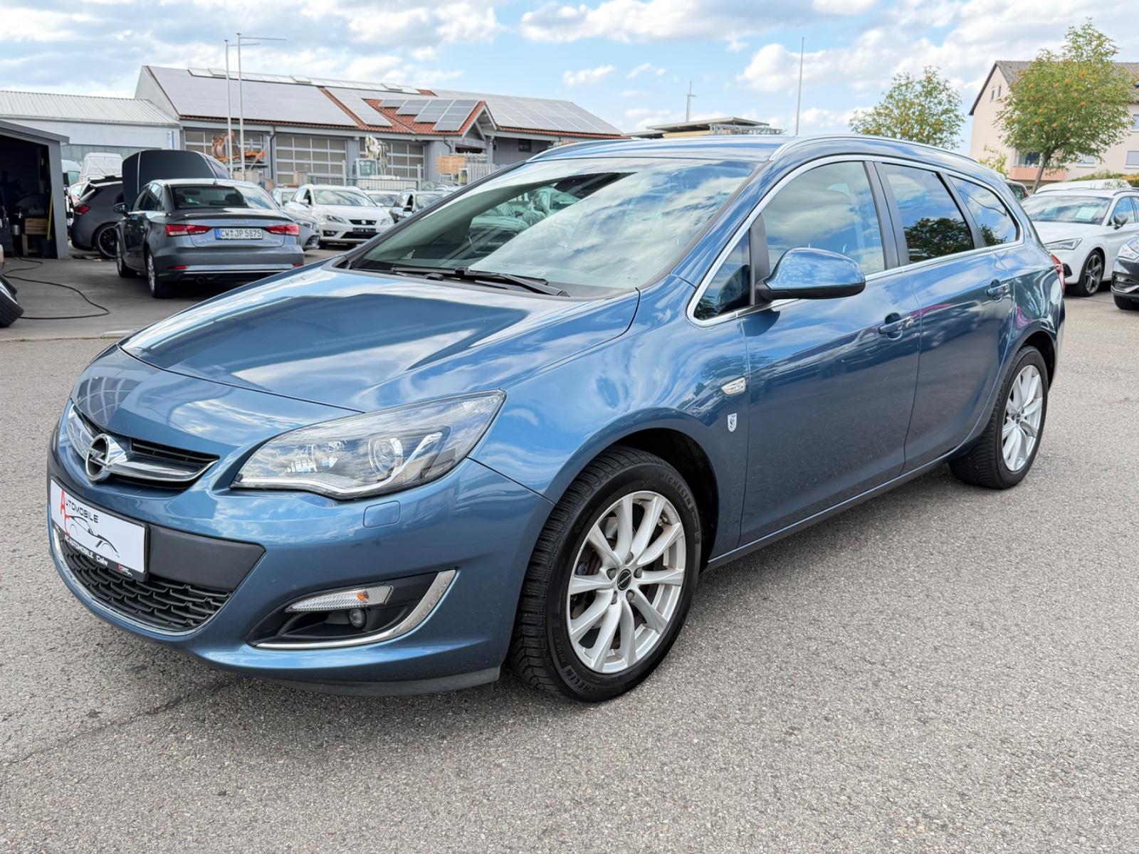 Opel Astra J 1.6 CDTI Sports Tourer Exklusiv_Navi_Xen