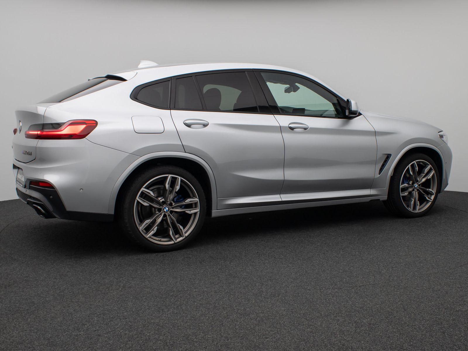 Fahrzeugabbildung BMW X4 M40d Kamera HUD DAB H/K AHK Komfort 21Zoll