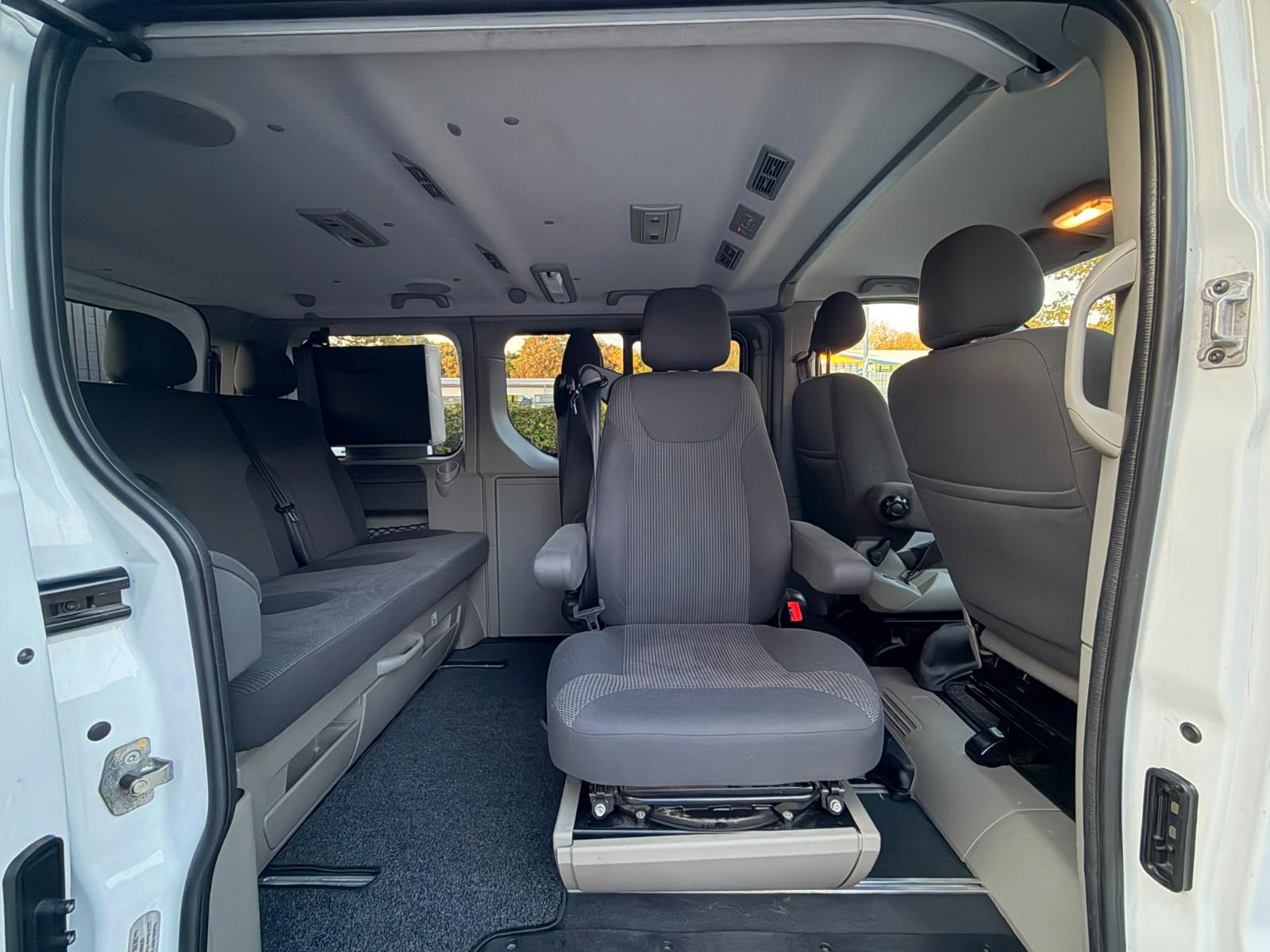 Opel Vivaro Life Cosmo Westfalia 2.5 CDTI 145 ch BVM / 7 places / Couchage + Table / Store / Chauffage auxiliaire