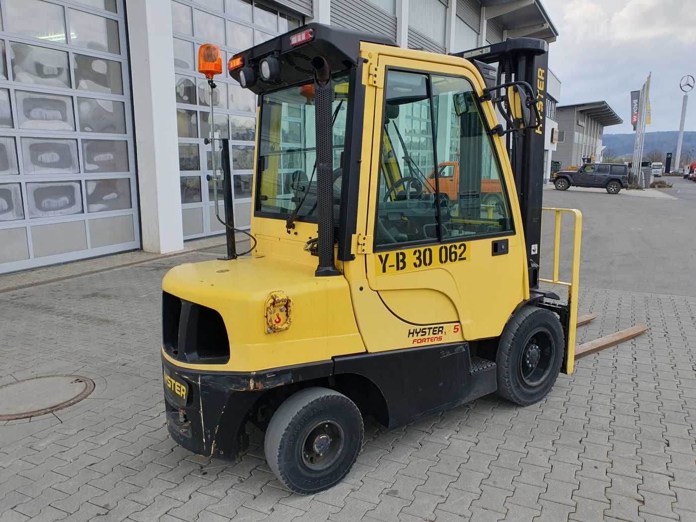 Fahrzeugabbildung Hyster H3.5 FT / Duplex: 3,61m / nur 2.476h / SS