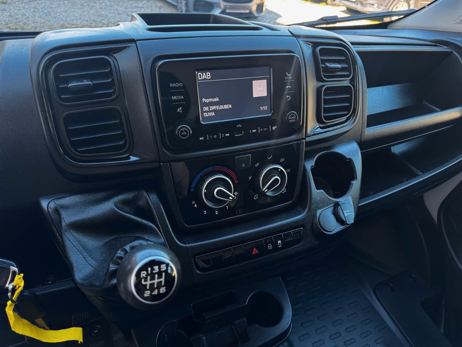 Fahrzeugabbildung Fiat Ducato 33 L2H1 Kawa verblecht 120 MJT MT