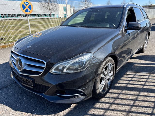 Mercedes-Benz E-300 BlueTec Hybrid Automatik/Navi/Leder/LED