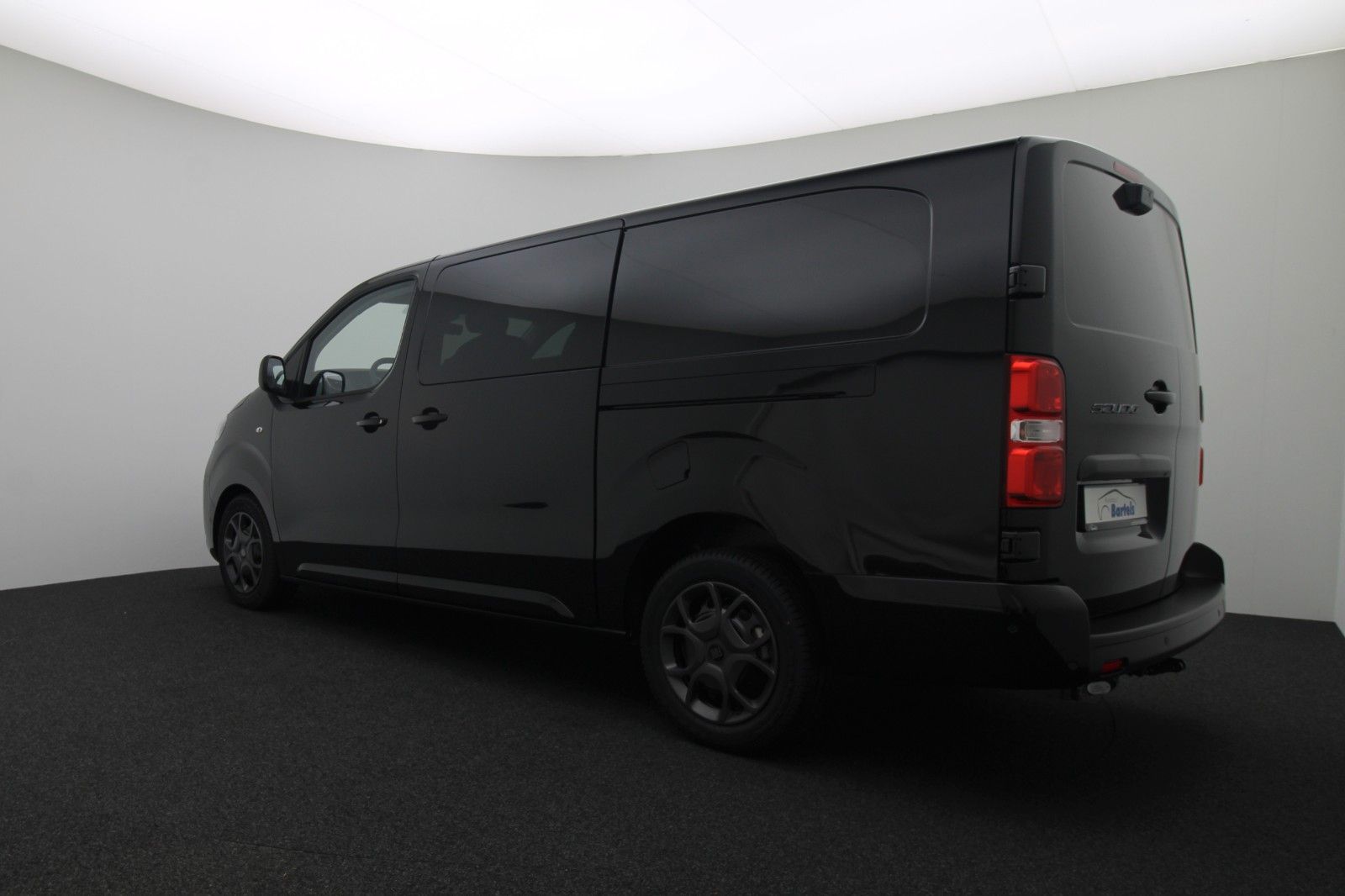 Fahrzeugabbildung Fiat Scudo L3 Multicab XL Diesel 180 AT