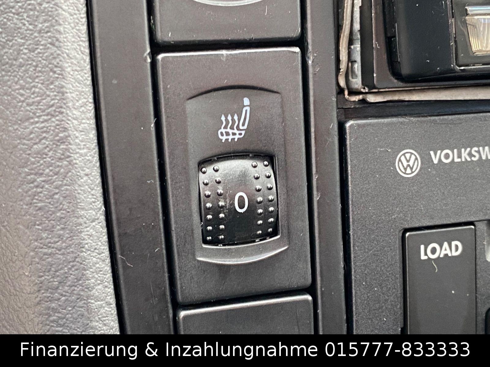 Volkswagen Passat 2004 — photo 15