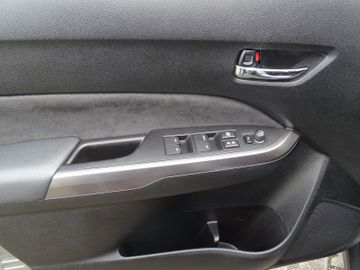 Suzuki Vitara 1.4S Comf.+4x2 Navi-SZG-Klima-LED-Alcanta
