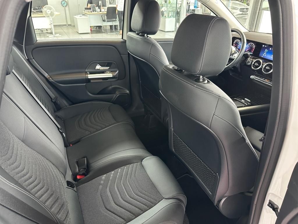 Fahrzeugabbildung Mercedes-Benz B 200 LED+Distronic+360Kamera+Memory