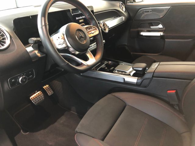 Fahrzeugabbildung Mercedes-Benz GLB 220 d 4M AMG Line AHK/Multibeam/360°