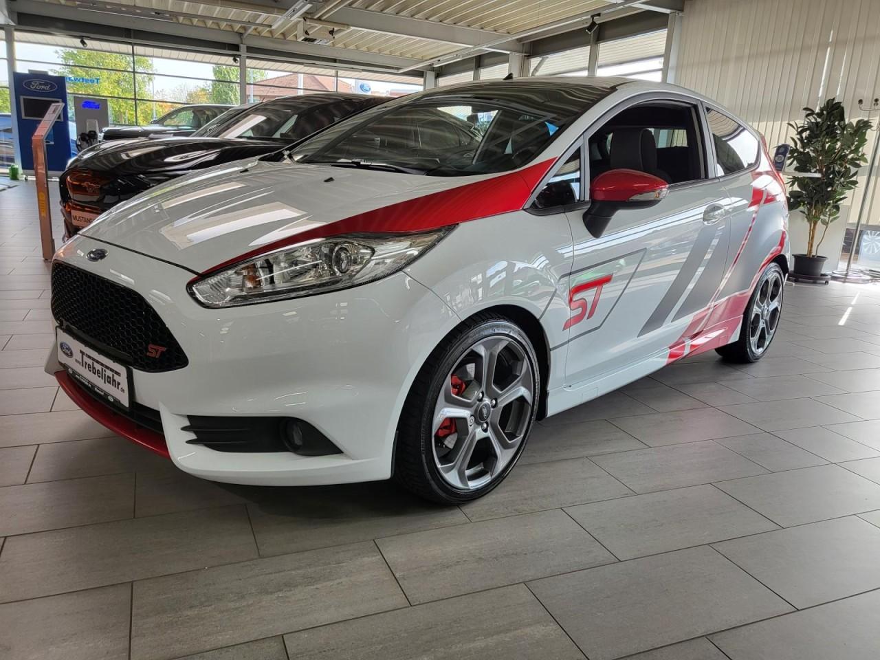 Ford Fiesta 1.6 EcoBoost ST TEMPOMAT+SPORTFW+182 PS