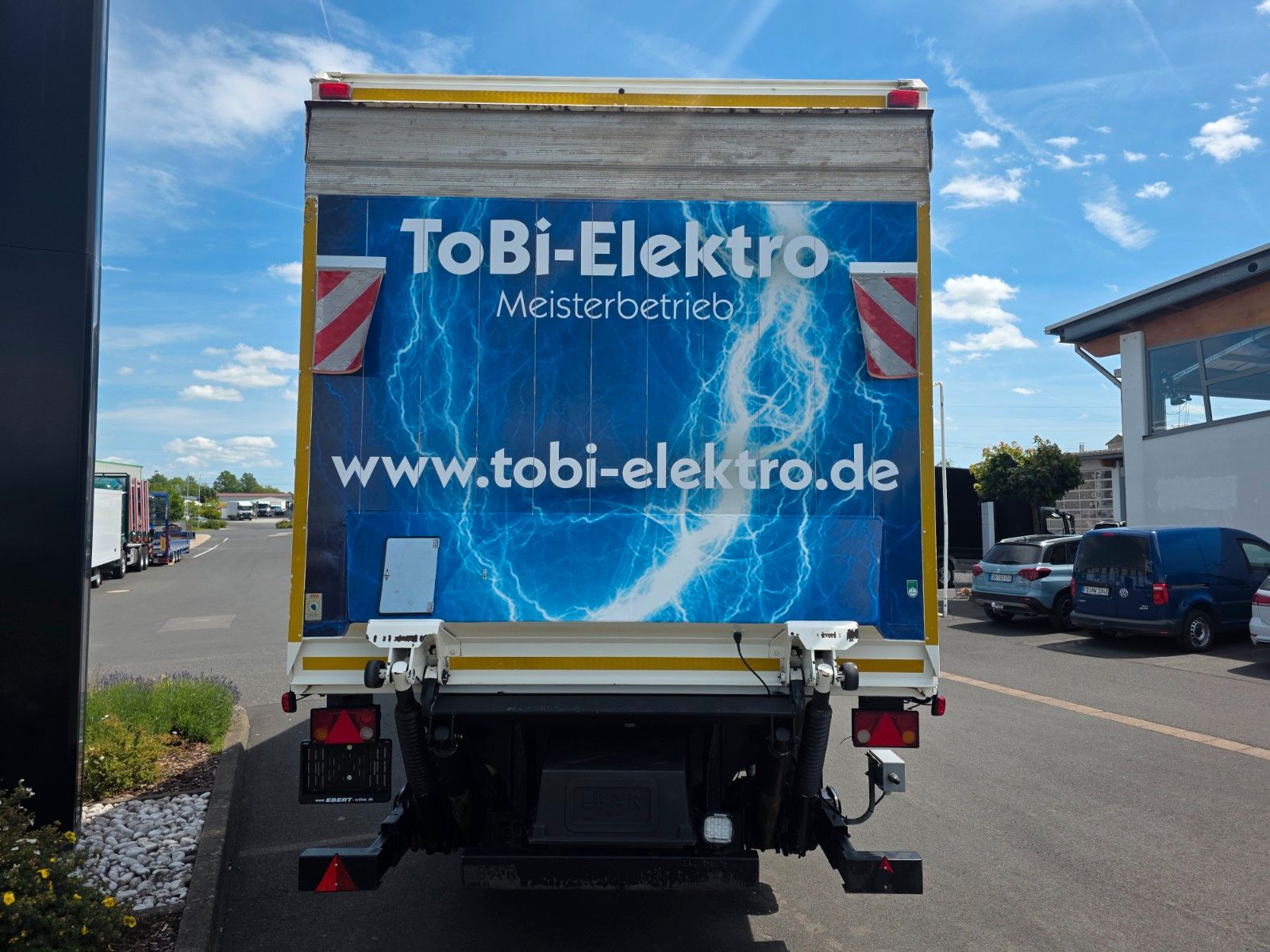 Fahrzeugabbildung Andere Böse BTA 7.3 Schwenkwand LBW Bär 2.000kg
