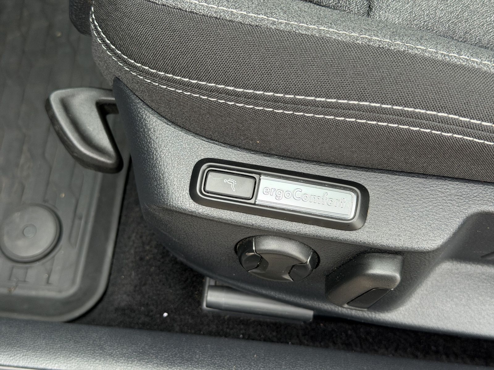 Volkswagen Passat Variant - Bild 22