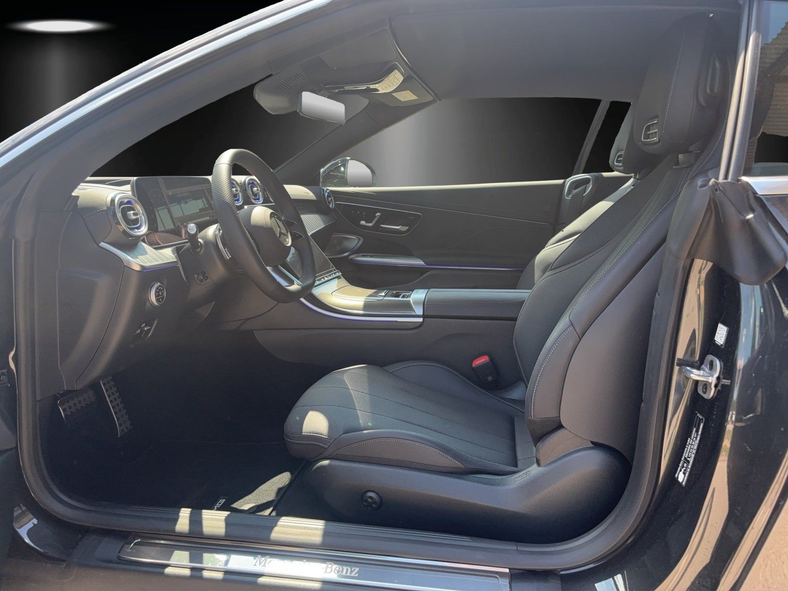 Fahrzeugabbildung Mercedes-Benz CLE 450 4M Cabrio AMG HeadUp BURMESTER 360° DIGL