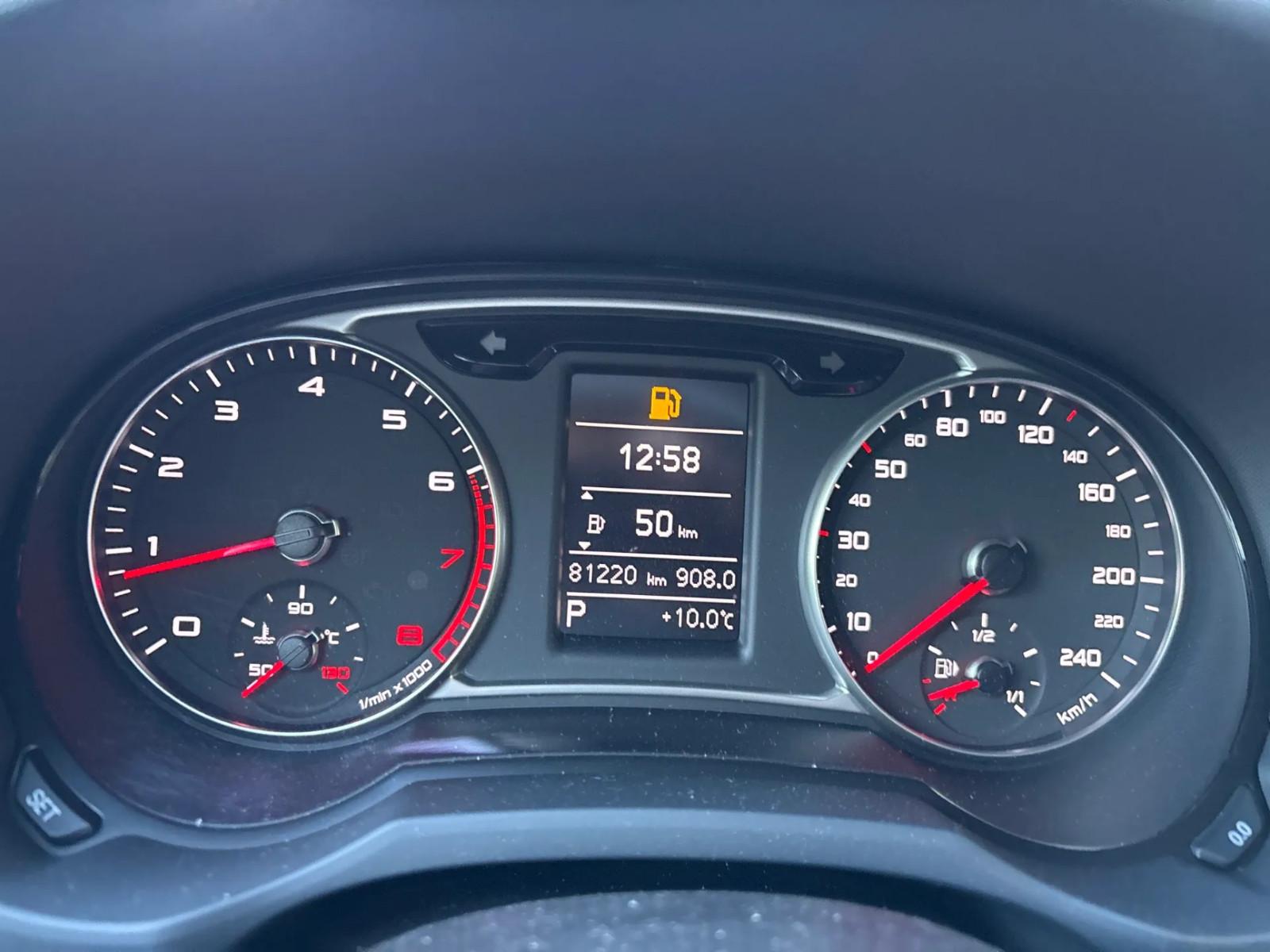 Audi A1 SPORTBACK AUTOMATIK 1 HAND #817