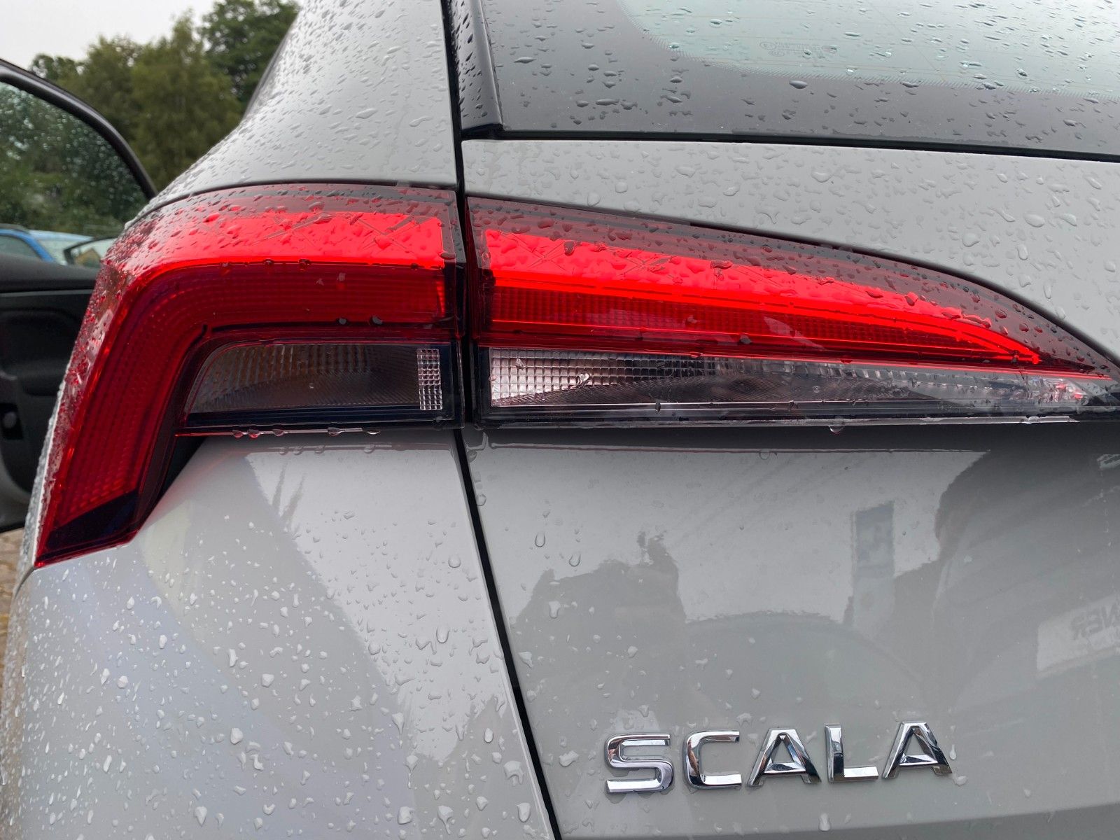 Fahrzeugabbildung SKODA Scala Selection 1,5 TSI *Sitzhz. *Smart-Link