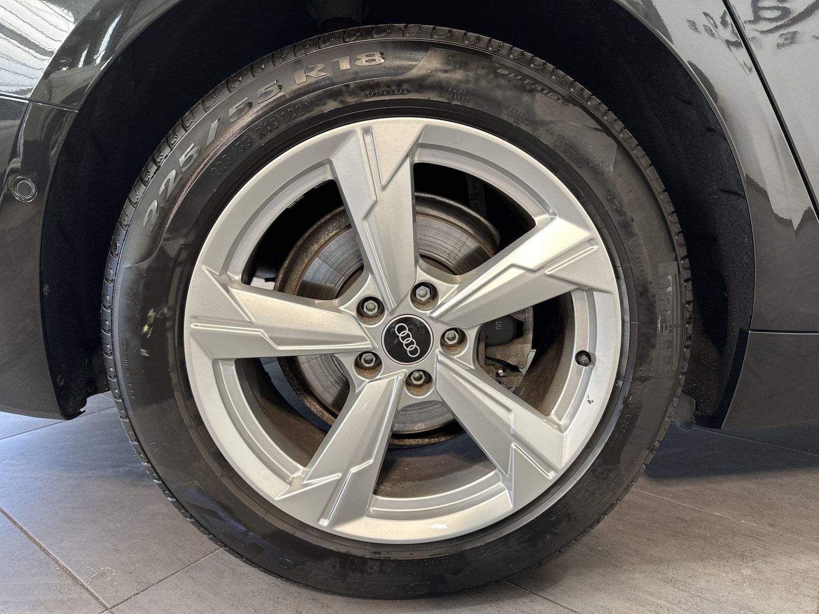 Fahrzeugabbildung Audi A6 Avant 40 TDI Sport NAV+MATRIX+360°+ACC+VC+HUD