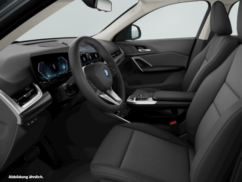 BMW iX2 - Bild 3