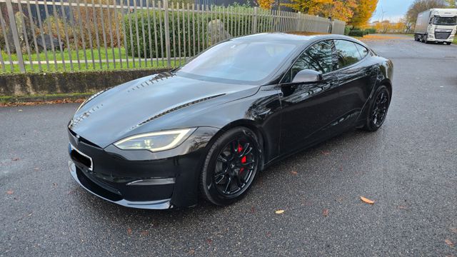 Tesla Model S Plaid Allradantrieb