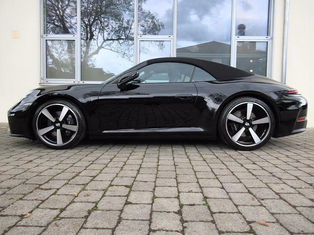 Porsche 992 CABRIO EXCL ABGAS CHRONO SPORTSI+ BELÜ+GT/21