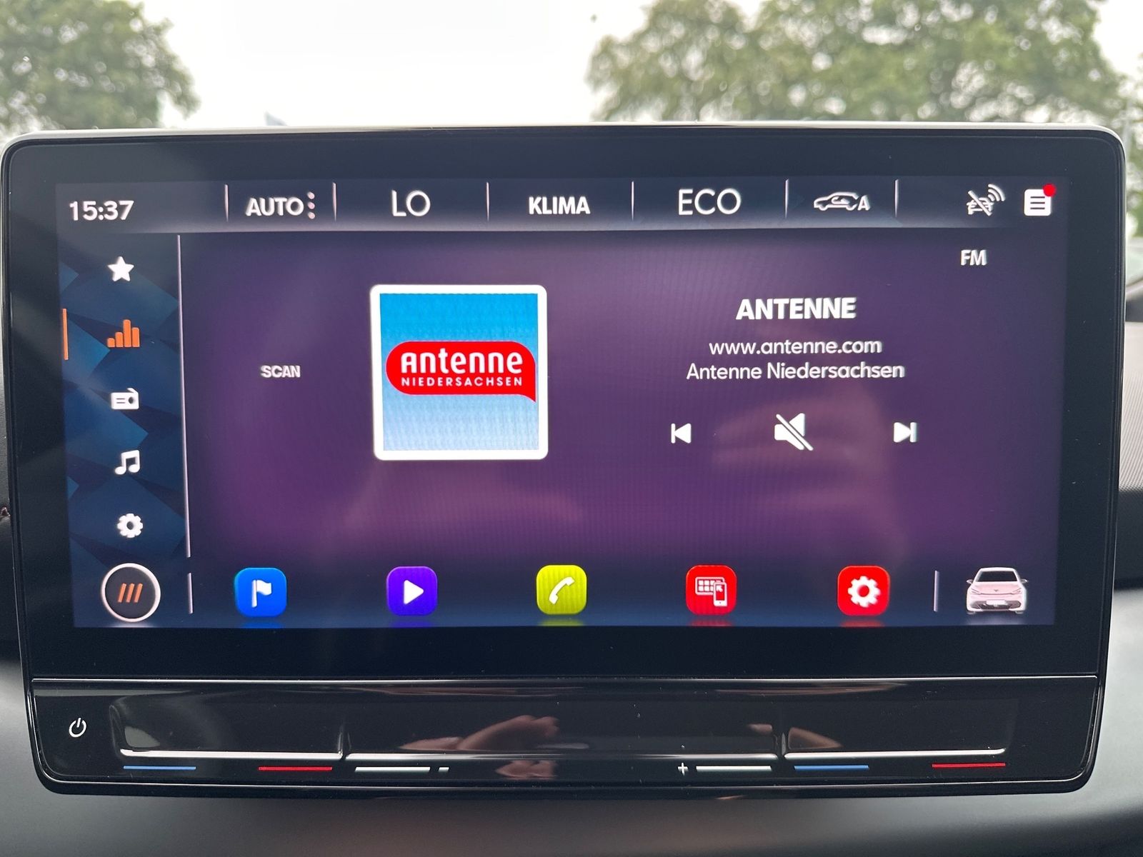Fahrzeugabbildung CUPRA Born 150kW/58kWh NAV+LED+18ZOLL+KEYLESS+DAB+1HD