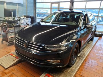 Volkswagen Passat Variant - 1