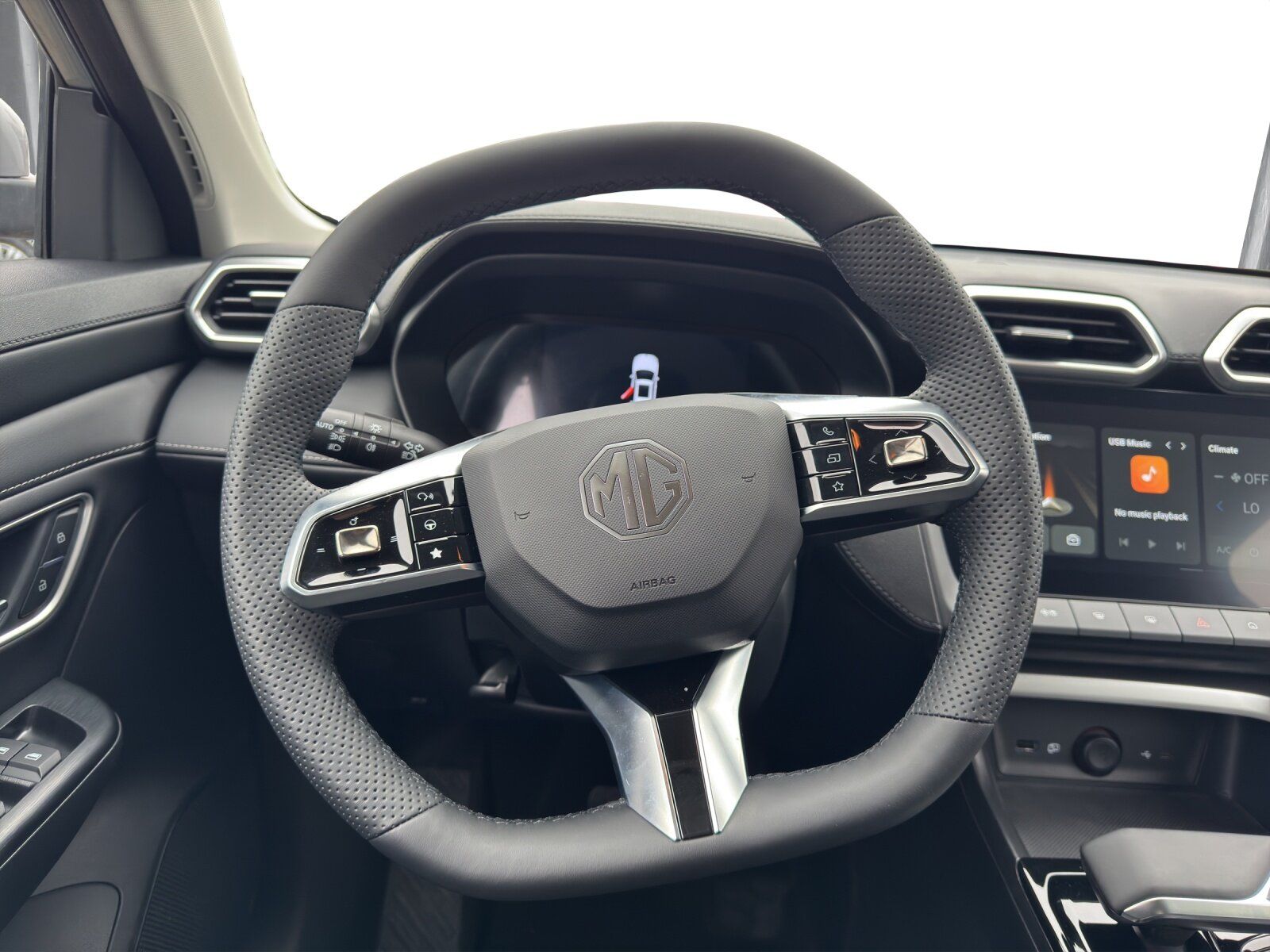 MG ZS - Bild 10
