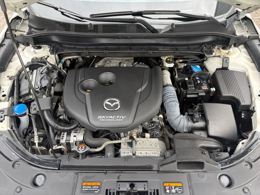 MAZDA CX-5 SKYACTIV-D 184 AWD SCR Sports-Line MAZDA CX-5 SKYACTIV-D 184 AWD SCR Sports-Line
