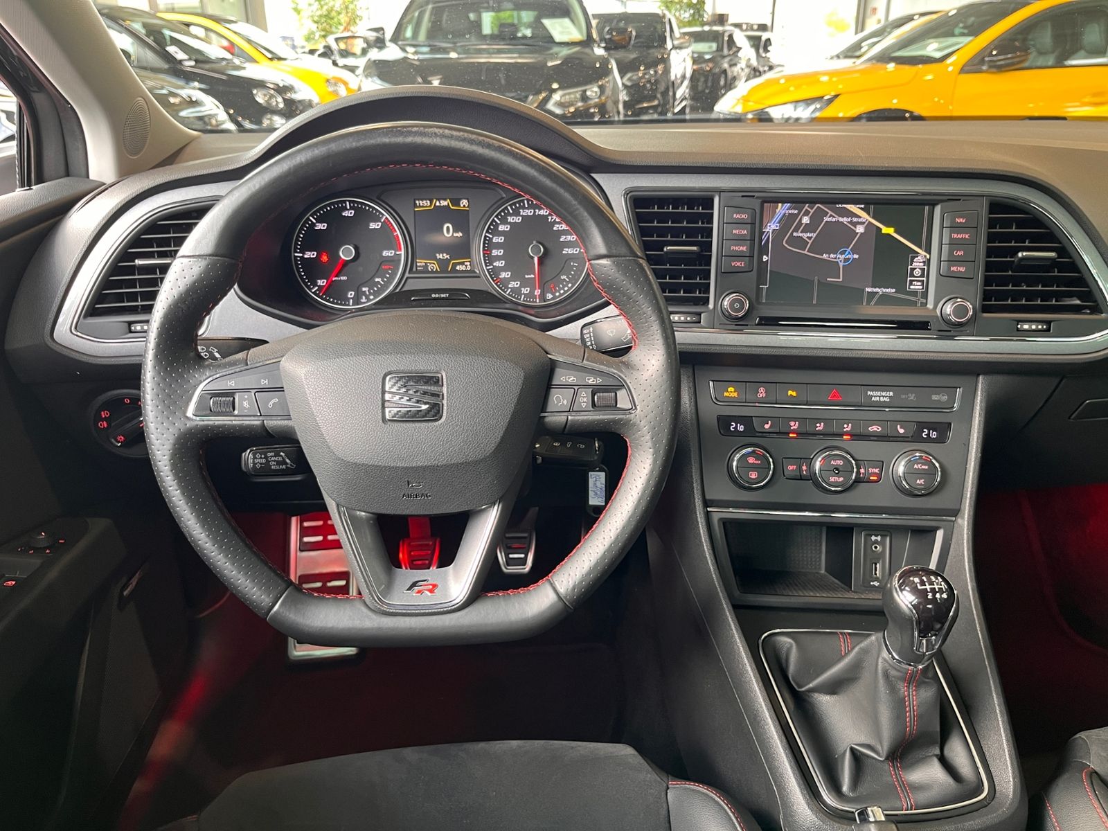 Fahrzeugabbildung SEAT Leon ST FR KLIMA LED NAVI ALU