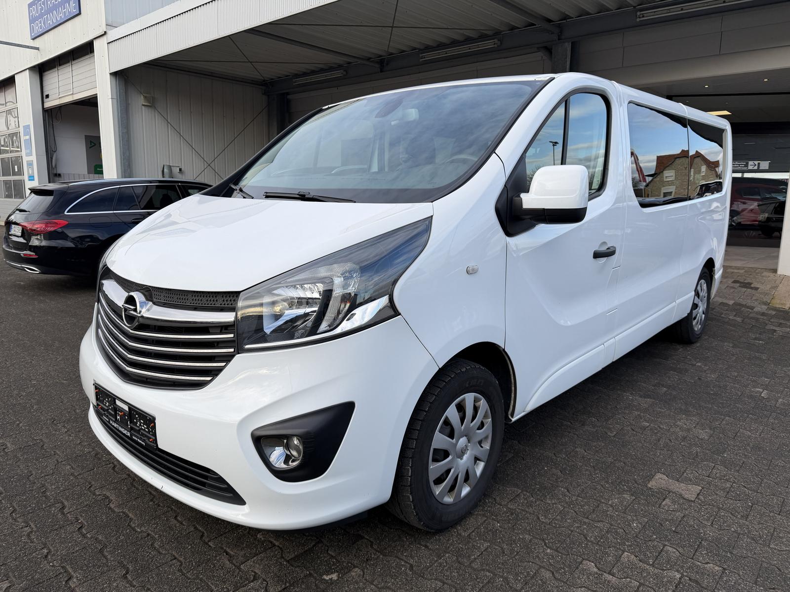 Opel Vivaro Combi L2H1*9 Sitze*AHK*Zusatzklima hinten