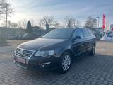 Volkswagen Passat Variant Highline 2.0"Automatik"TÜV-NEU" - Volkswagen Passat aus 2007: Highline