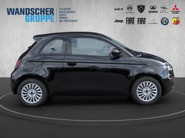 Fiat 500e Red 42kw Kam.+KeyLess+SHZ+PDC+SoundSys+AUT