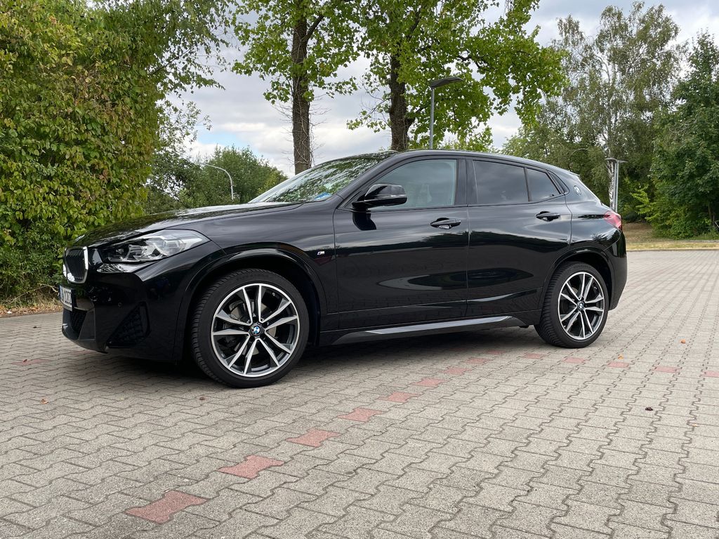 Image of BMW X2