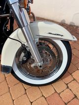 Harley-Davidson Road King Classic FLHRC Modell 2014 - BREMEN