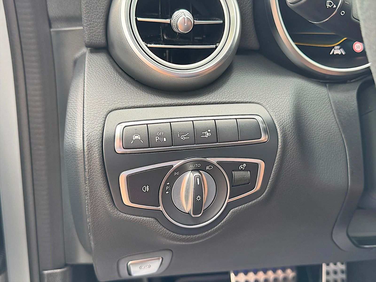 Fahrzeugabbildung Mercedes-Benz C 63 S AMG Coupe Performance *Sportabgas*LED*