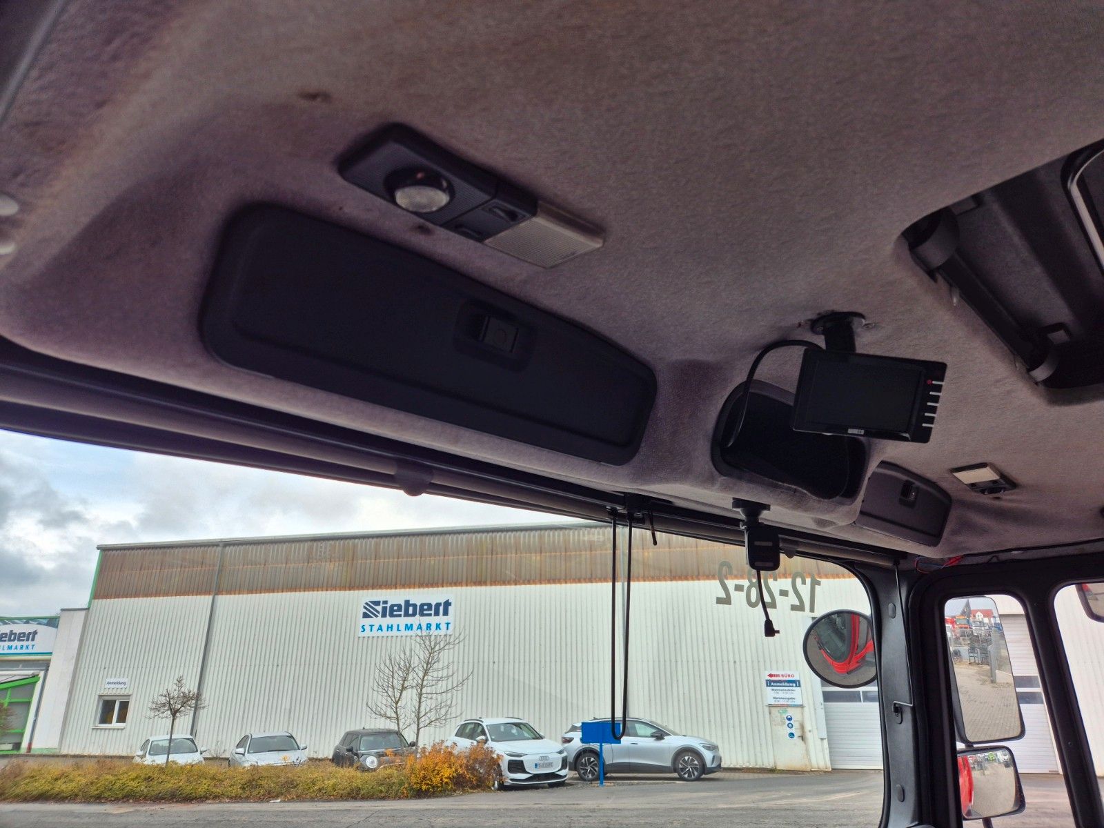 Fahrzeugabbildung MAN FE 26.360 LF 8 Löschfahrzeug