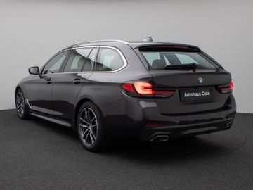 Fahrzeugabbildung BMW 520d xD Tour M Sport HI-FI M Sportfahrwerk