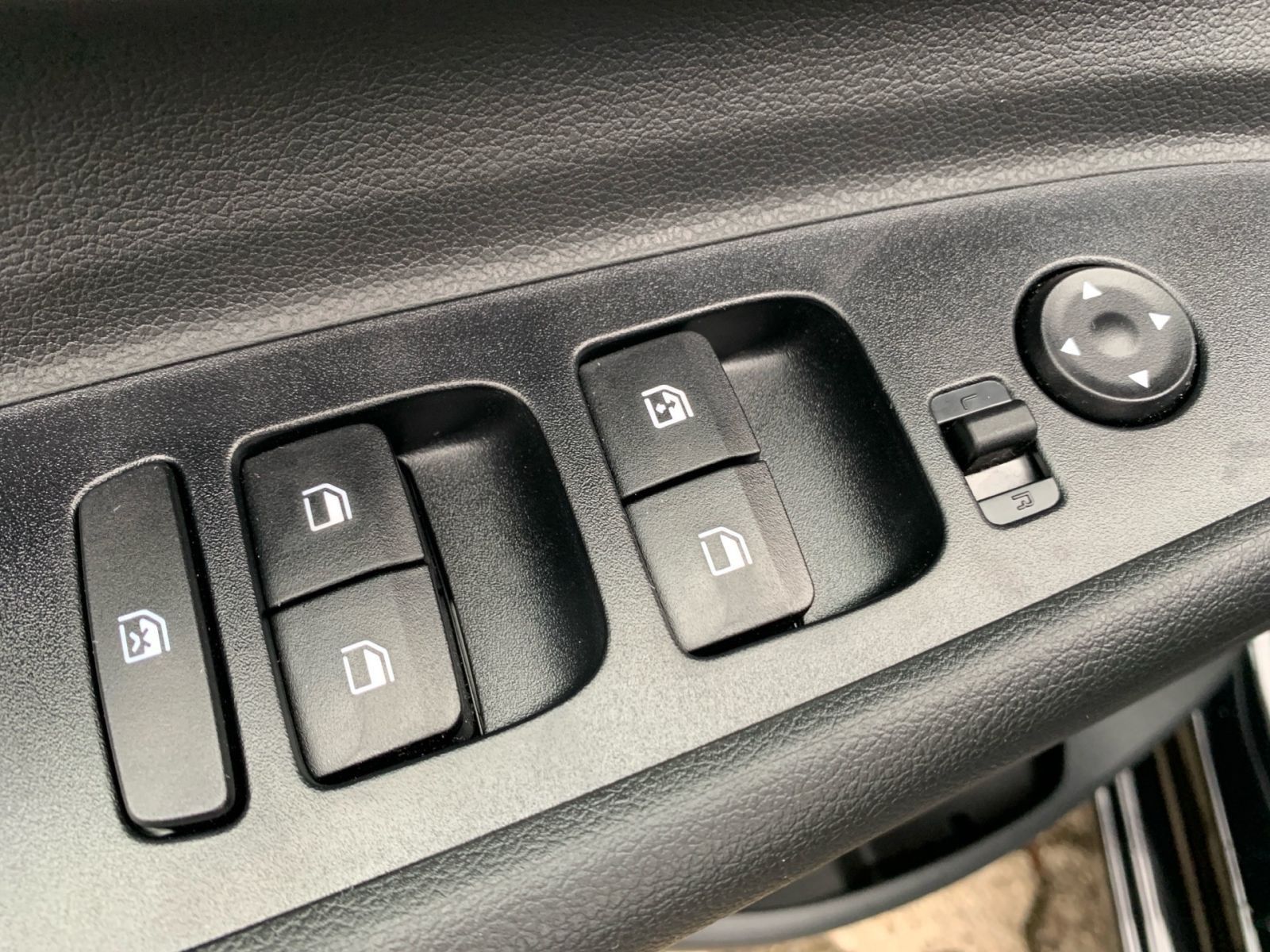 Fahrzeugabbildung Hyundai i20 1.0 T-GDI Select Navi Kamera Allwetter