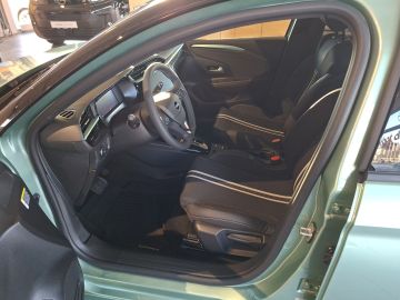 Bild 9 Opel Corsa F YES Digitales Cockpit LED Apple CarPlay