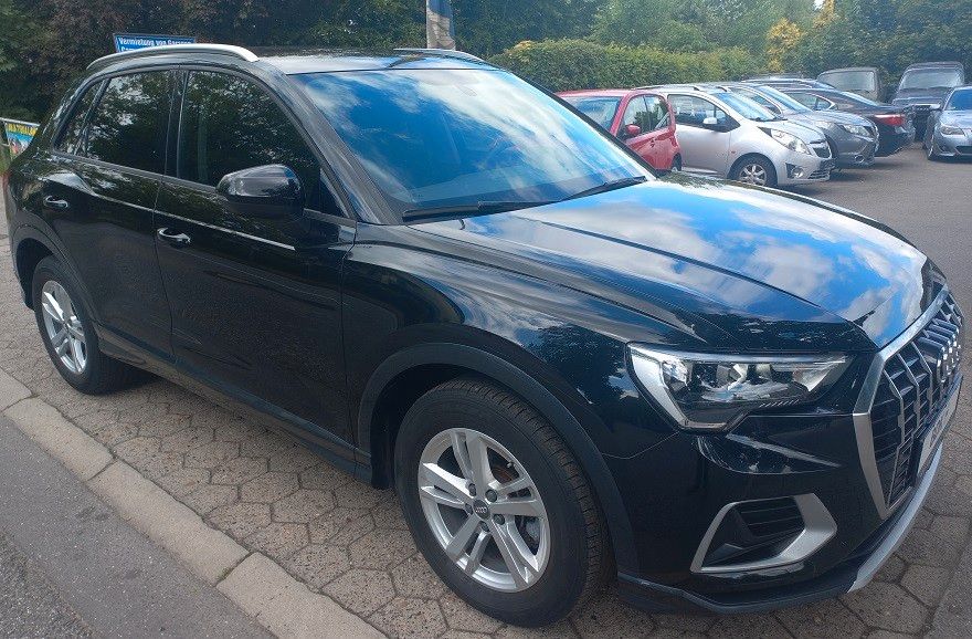 Image of Audi Q3