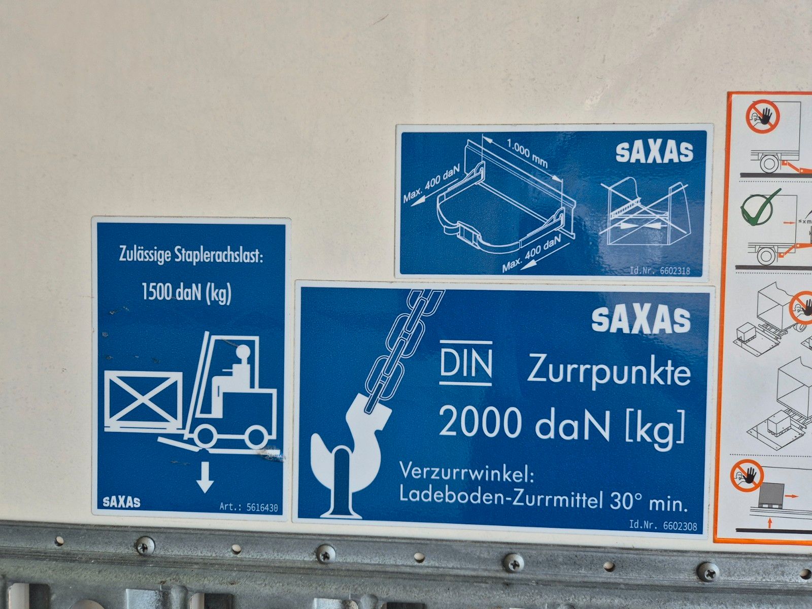 Fahrzeugabbildung Iveco Eurocargo 75-210/P LBW 1.000kg 3 Sitze Klima