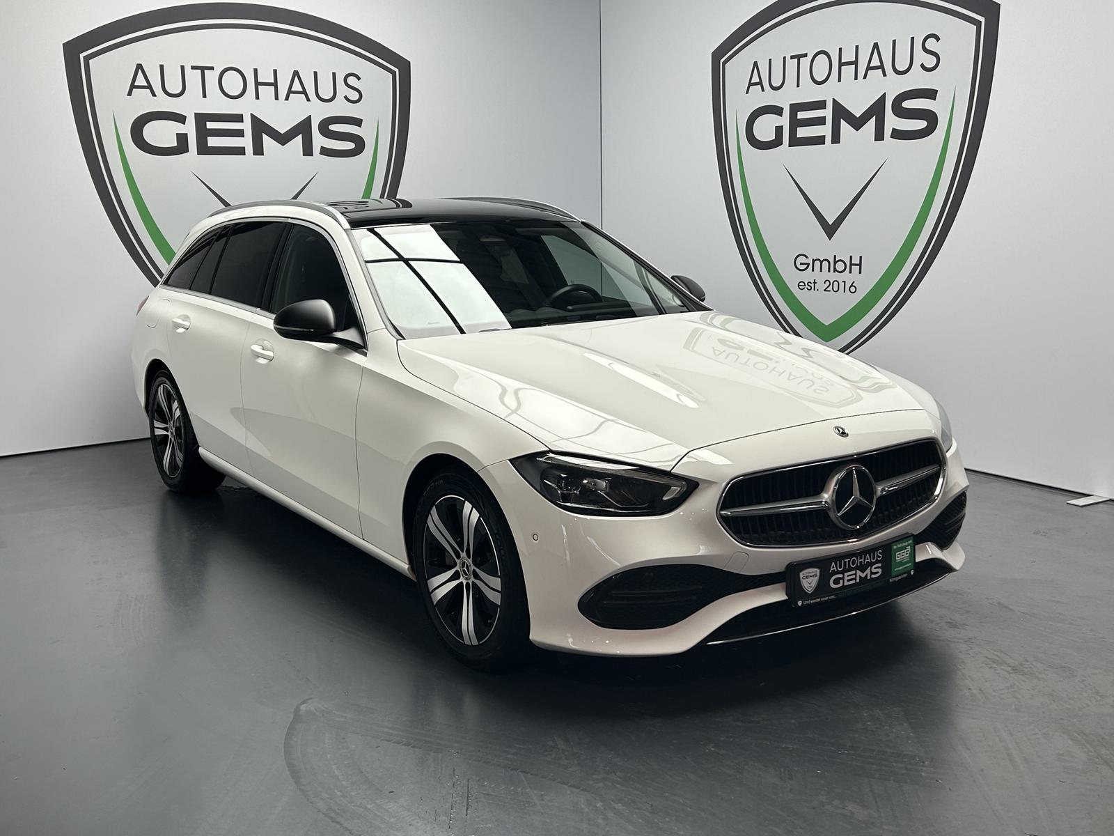 Mercedes-Benz C 220 d Avantgarde Pano AHK LED R.Cam Teil-Leder