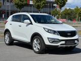 Kia Sportage Dream Team 2WD*KAMERA*NAVI*PDC*SITZHZ* - Kia Sportage in Essen