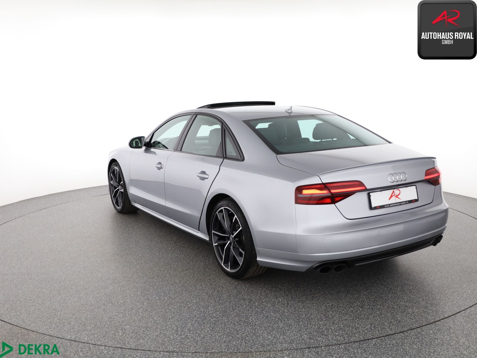 Audi S8 PLUS 4.0 V8 TFSI qu KERAMIK,STANDHZ,HUD,BOSE foto 3